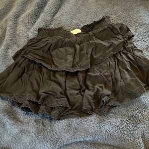 aeropostale black ruffle skirt
